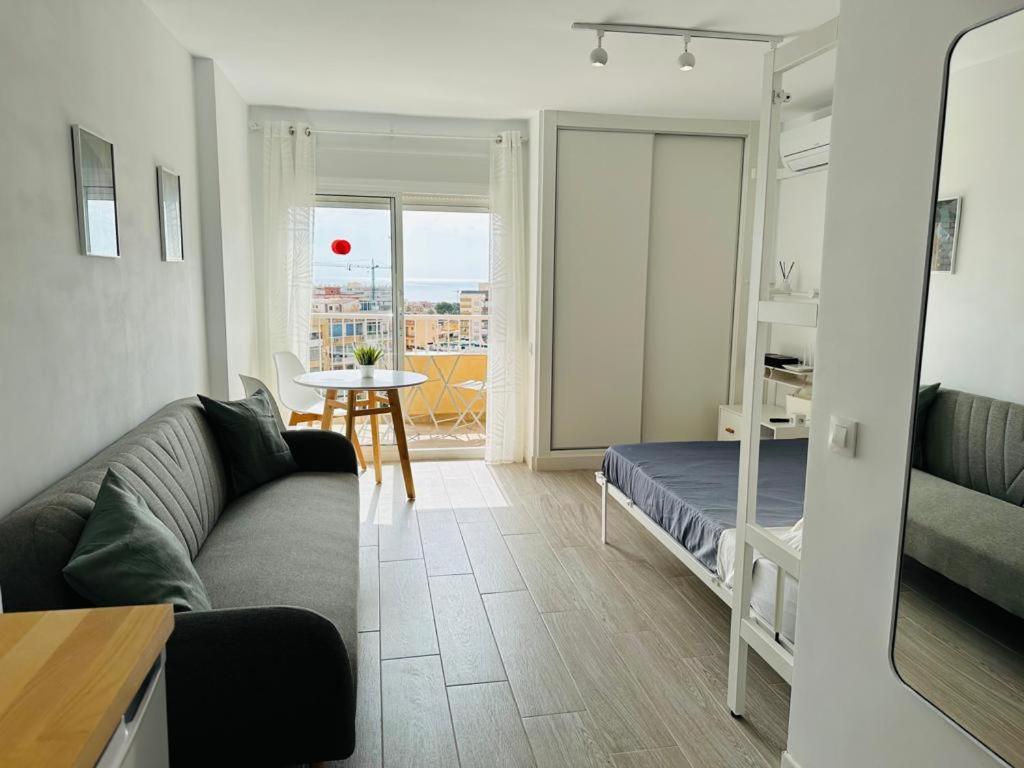 Modern White Studio Benalmádena Zewnętrze zdjęcie