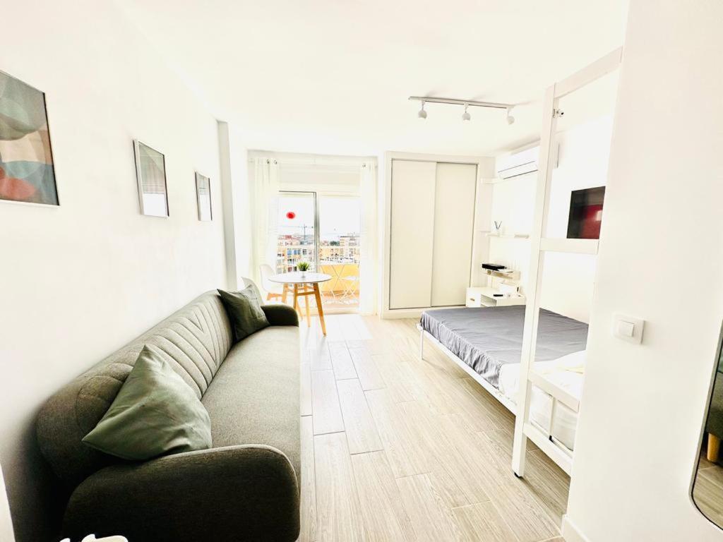 Modern White Studio Benalmádena Zewnętrze zdjęcie