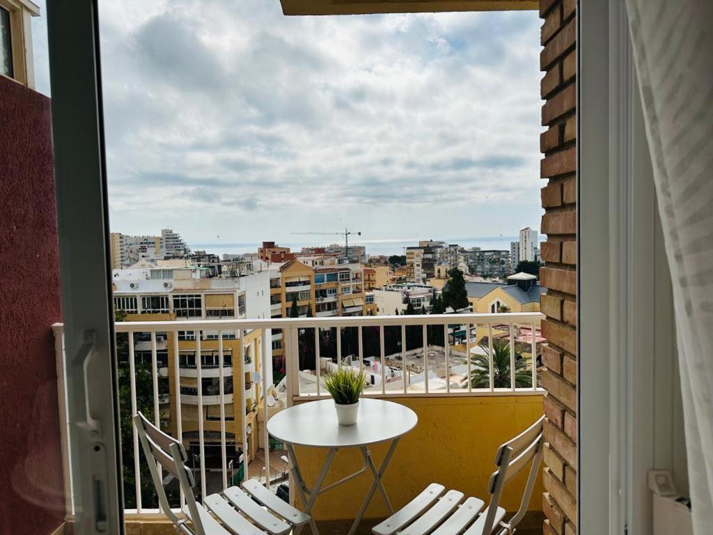 Modern White Studio Benalmádena Zewnętrze zdjęcie